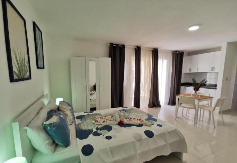 פונטה קאנה Caribbean Studios Tropicana With Pool - Playa Los Corales מראה חיצוני תמונה
